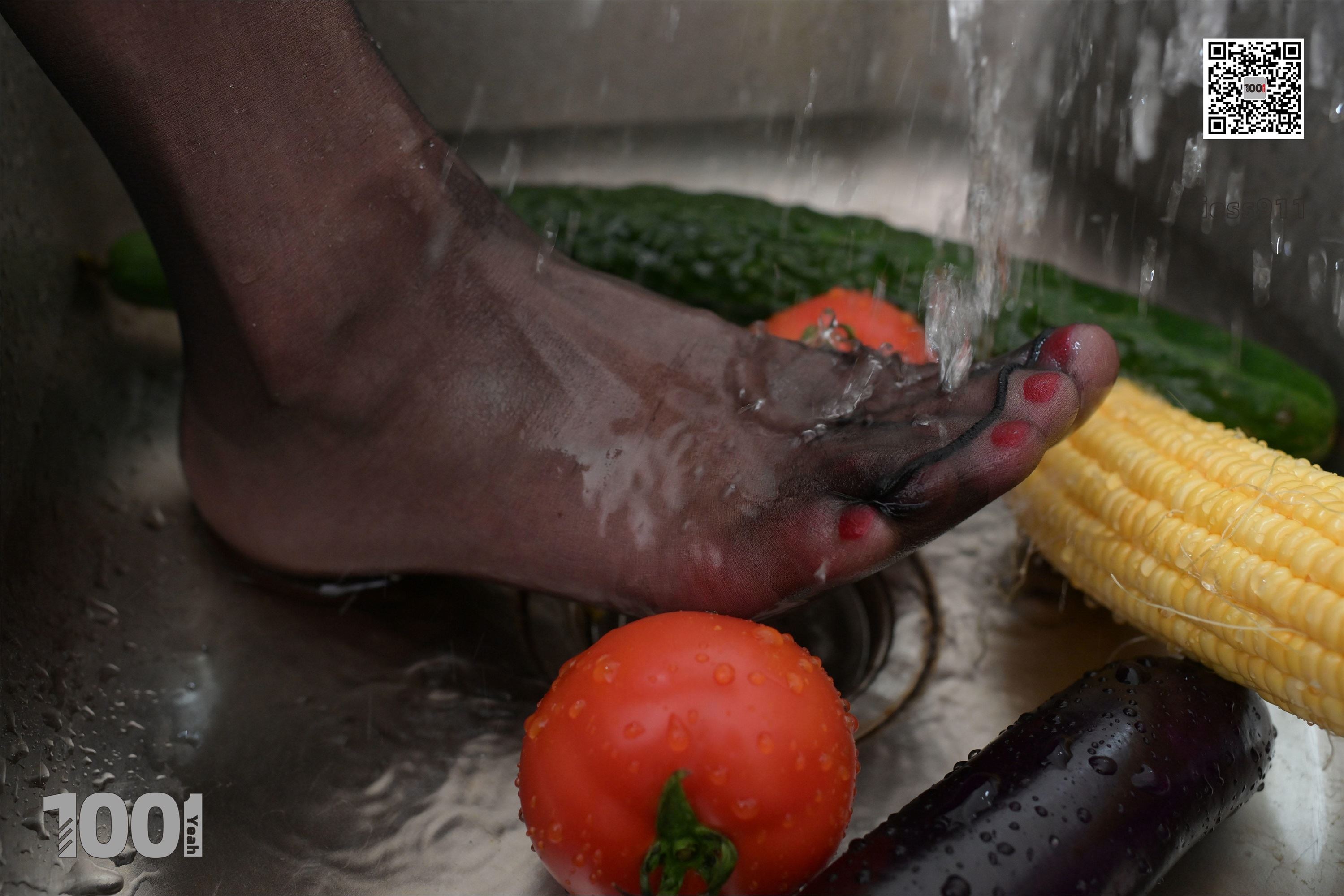 IESS异思趣向  一千零一夜 模特：Lucy《厨房里的妻子2》